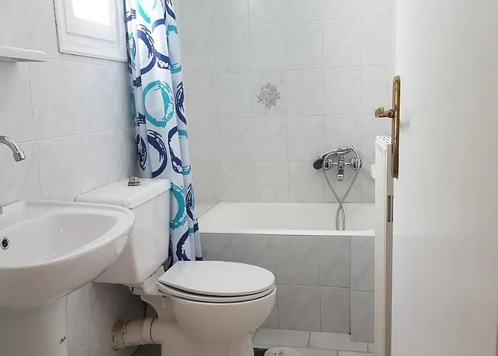 Maria In Paros * נאוסה